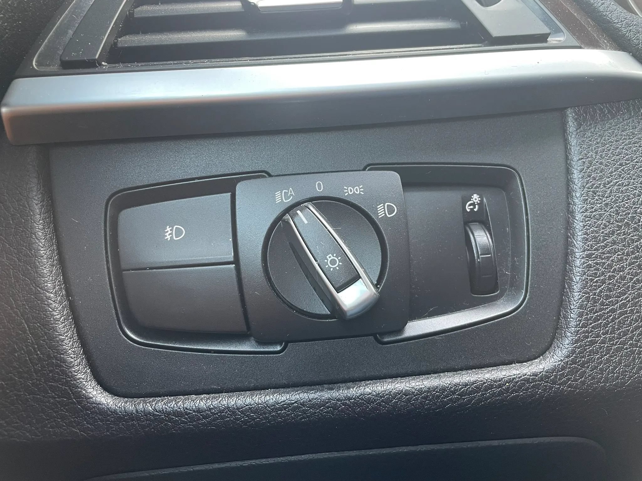 Used 2016 BMW 328i Gran Turismo xDrive AWD/4WD image 8
