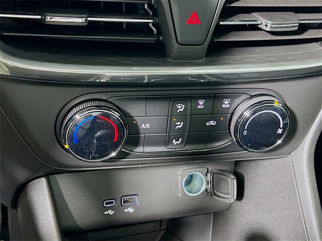 New 2026 Buick Encore GX Preferred image 14