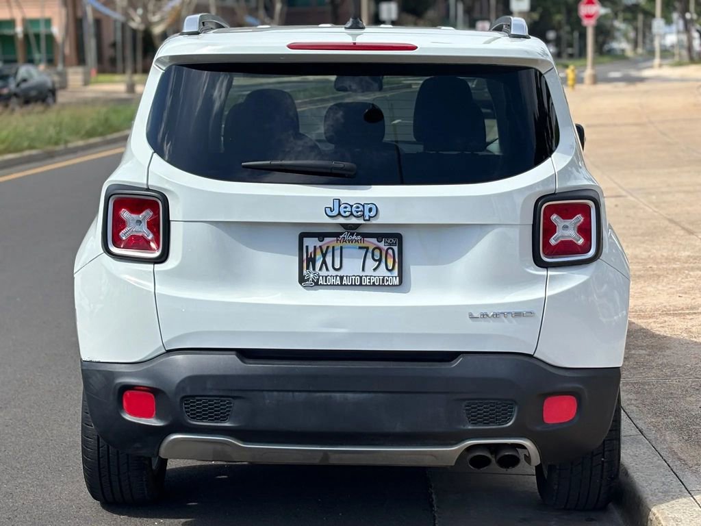 Used 2017 Jeep Renegade Limited image 4
