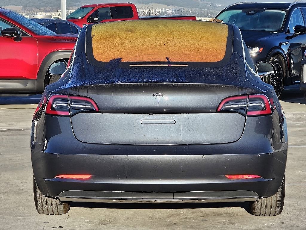 Used 2018 Tesla Model 3 Long Range image 16