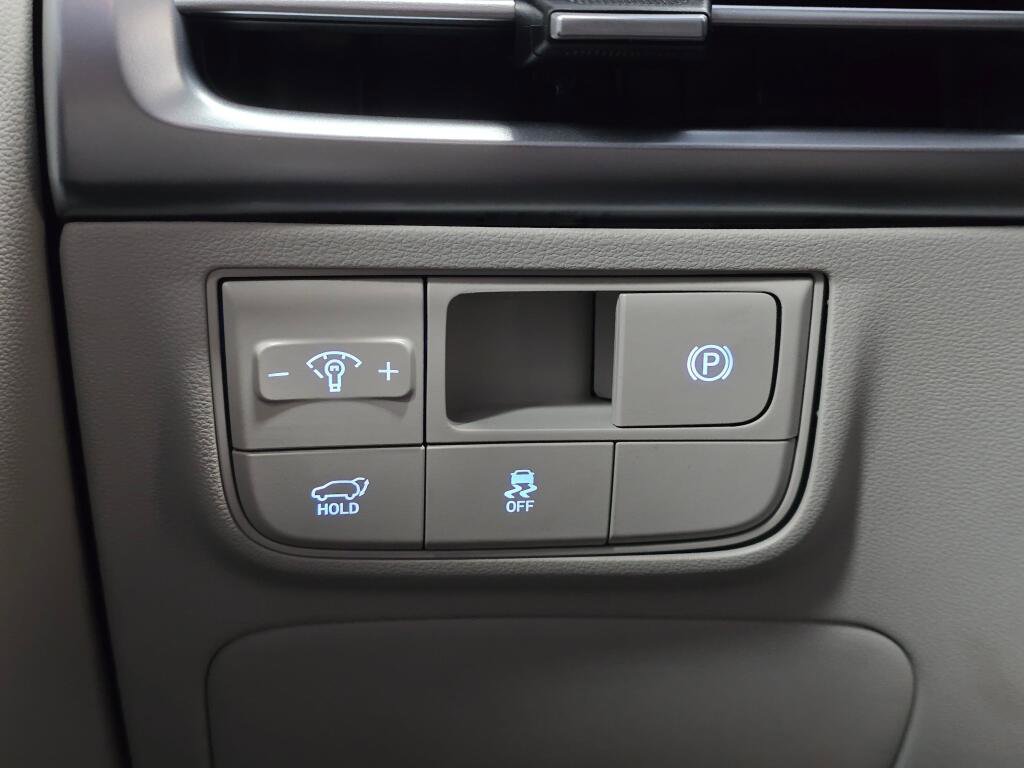 New 2026 Hyundai Tucson Limited image 23