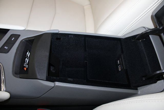 New 2025 Cadillac XT5 Premium Luxury w/ LPO, Floor Liner Package image 20