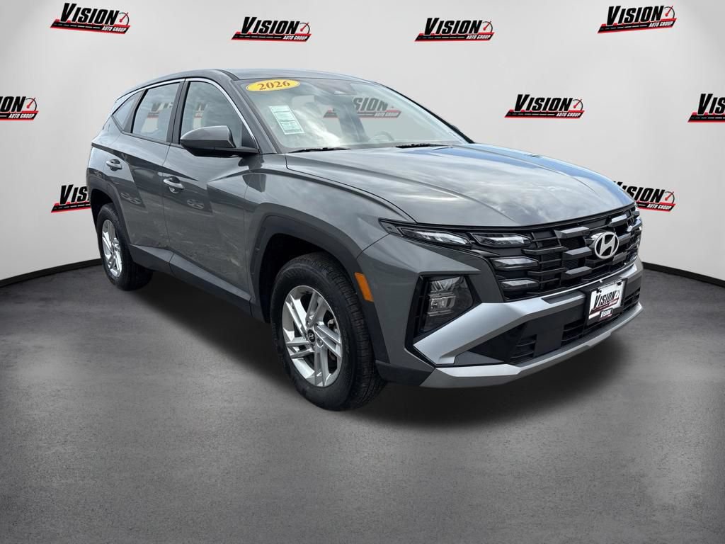 Used 2026 Hyundai Tucson SE AWD/4WD image 3
