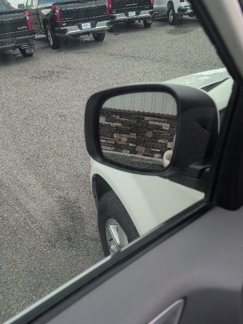 Used 2009 Chrysler Town & Country Touring image 23