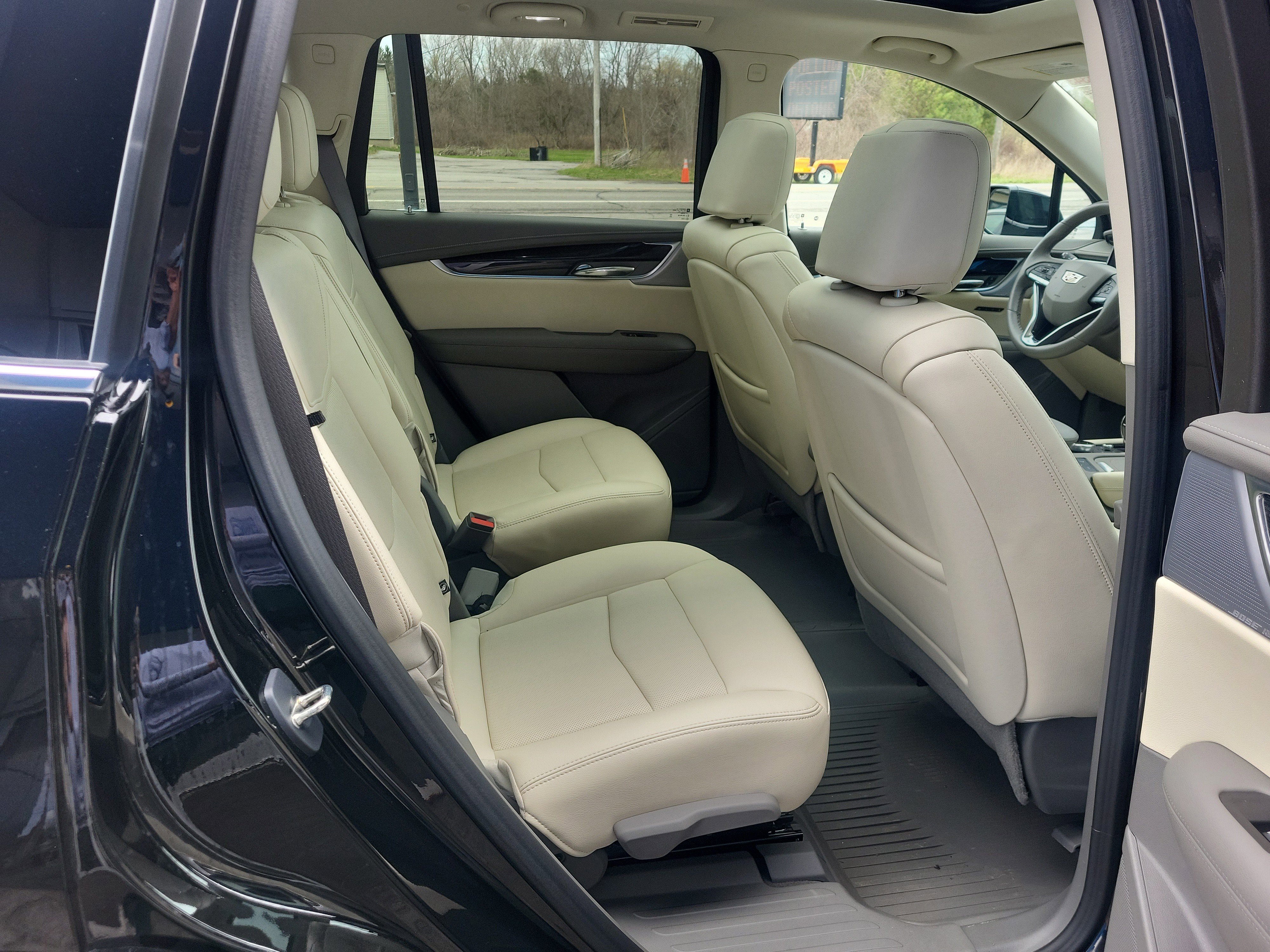 Certified 2023 Cadillac XT6 Premium Luxury w/ Technology Package image 18
