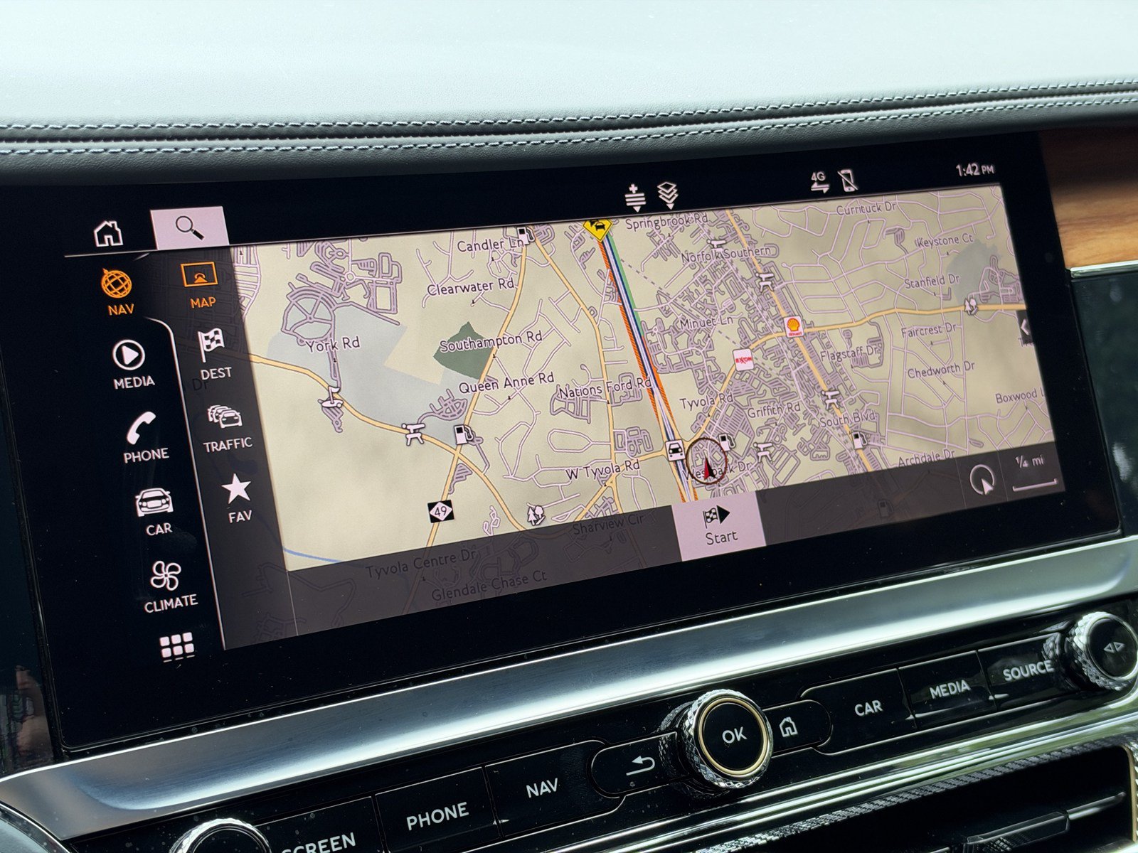 Certified 2023 Bentley Flying Spur W12 AWD/4WD image 24