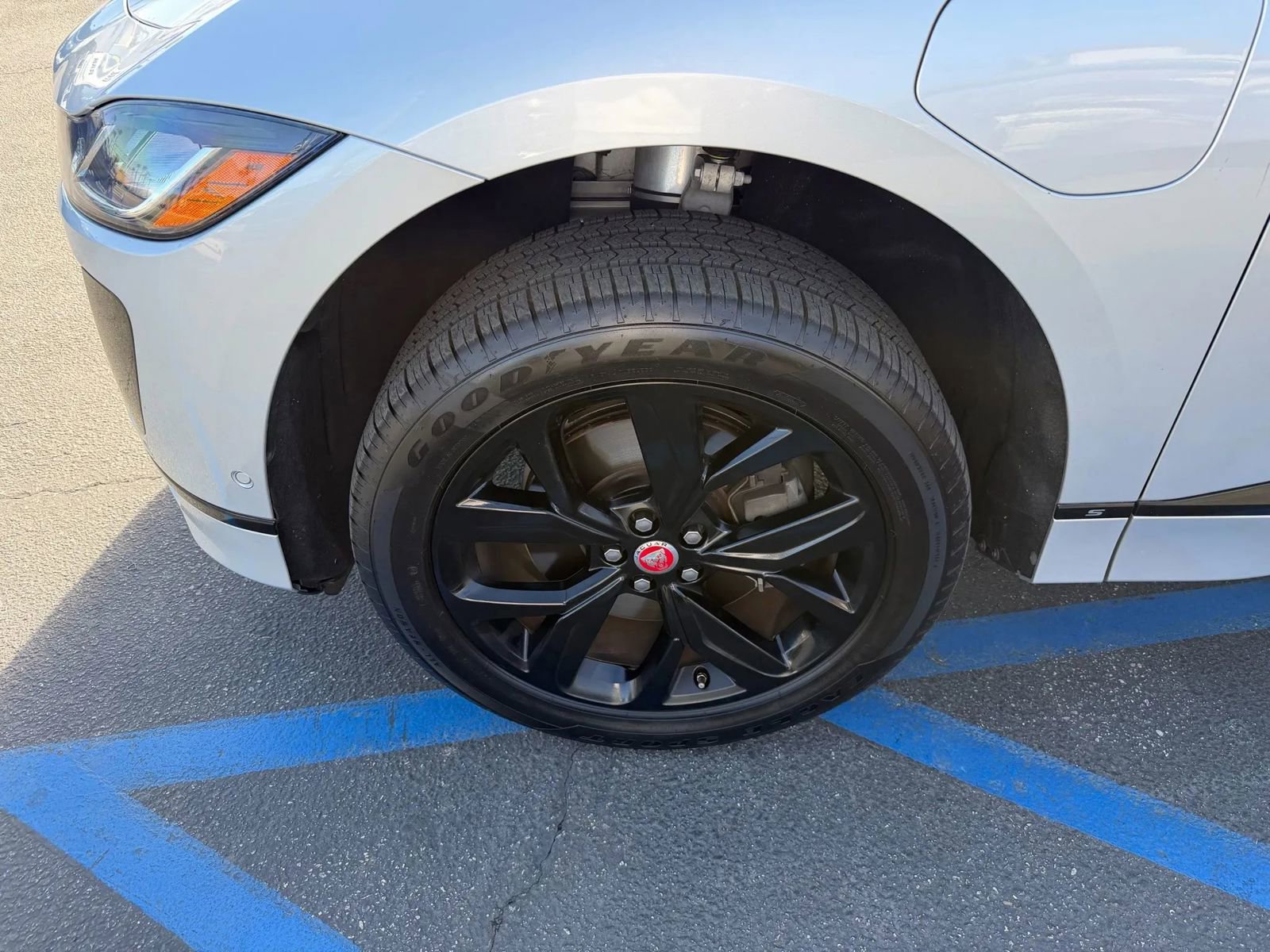 Used 2020 Jaguar I-PACE S image 3