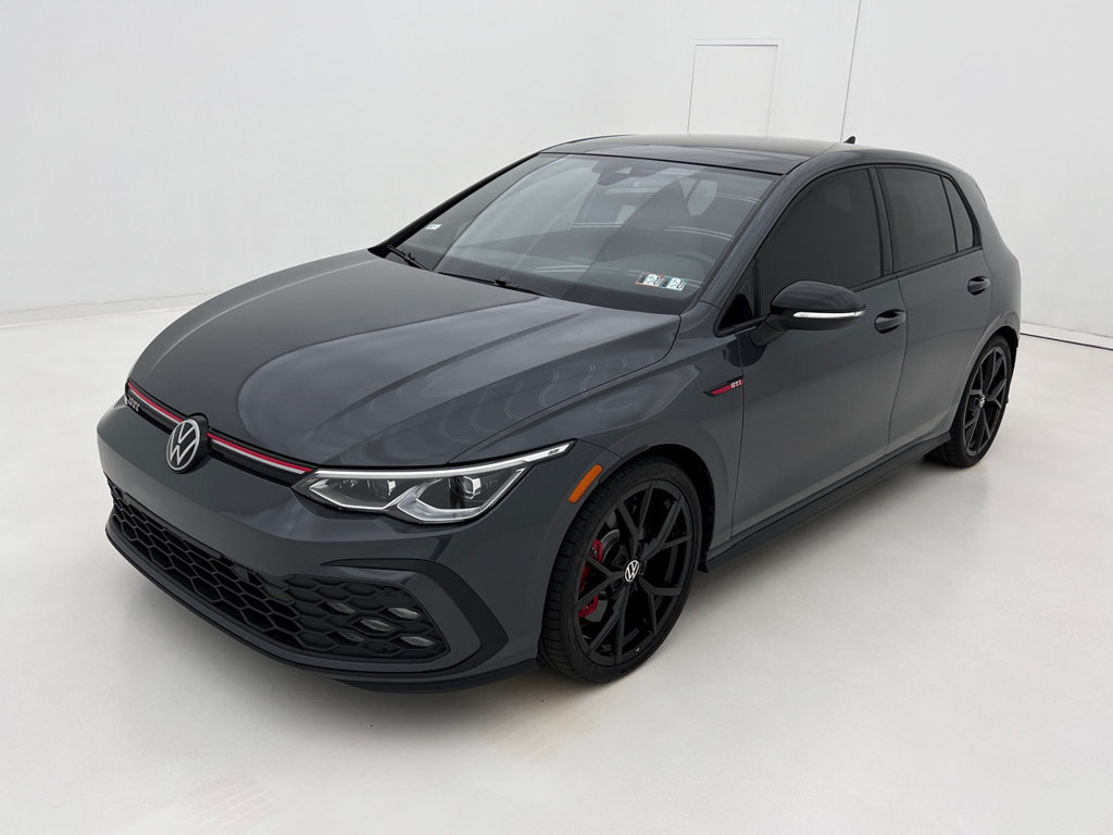 Used 2024 Volkswagen GTI SE FWD image 4