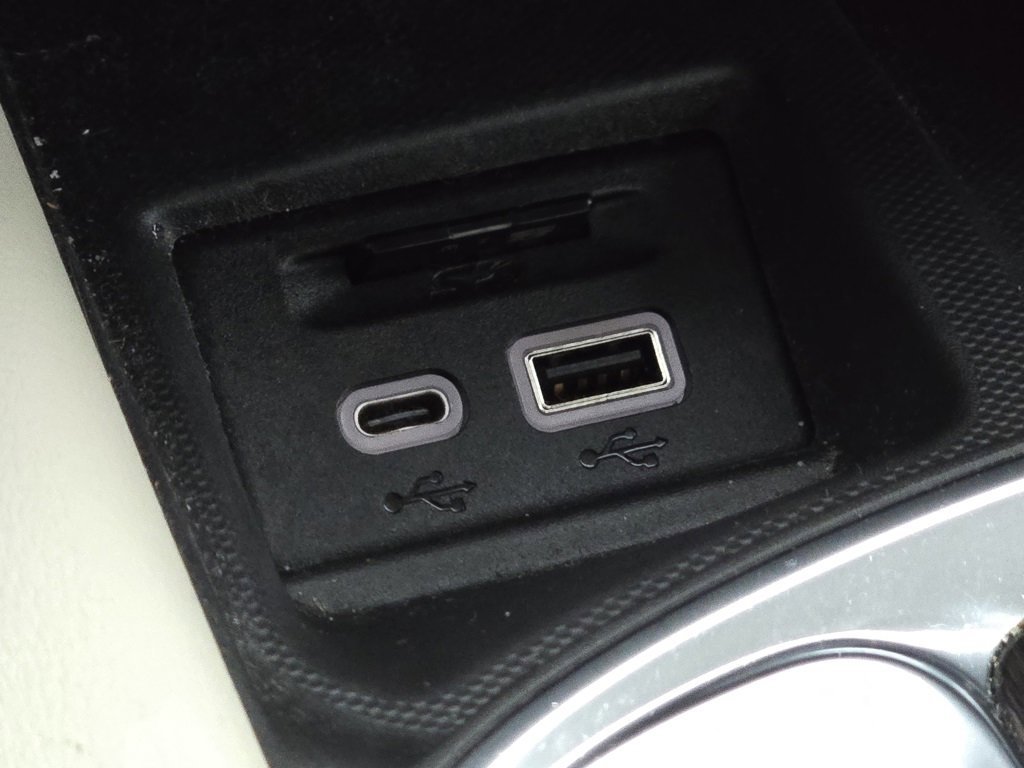 Used 2022 Buick Enclave Premium w/ Experience Buick Package image 9