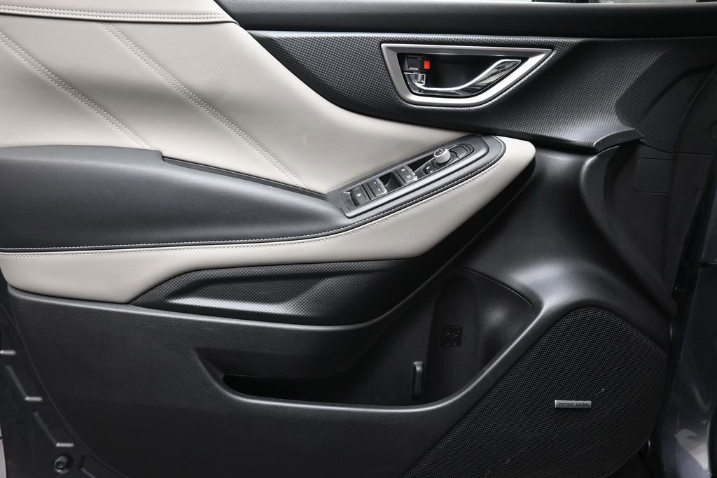 Used 2023 Subaru Forester Limited w/ Popular Package #3 AWD/4WD image 23