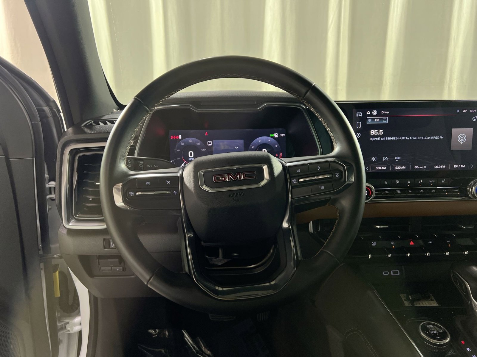 Used 2024 GMC Canyon AT4 w/ Technology Package image 22