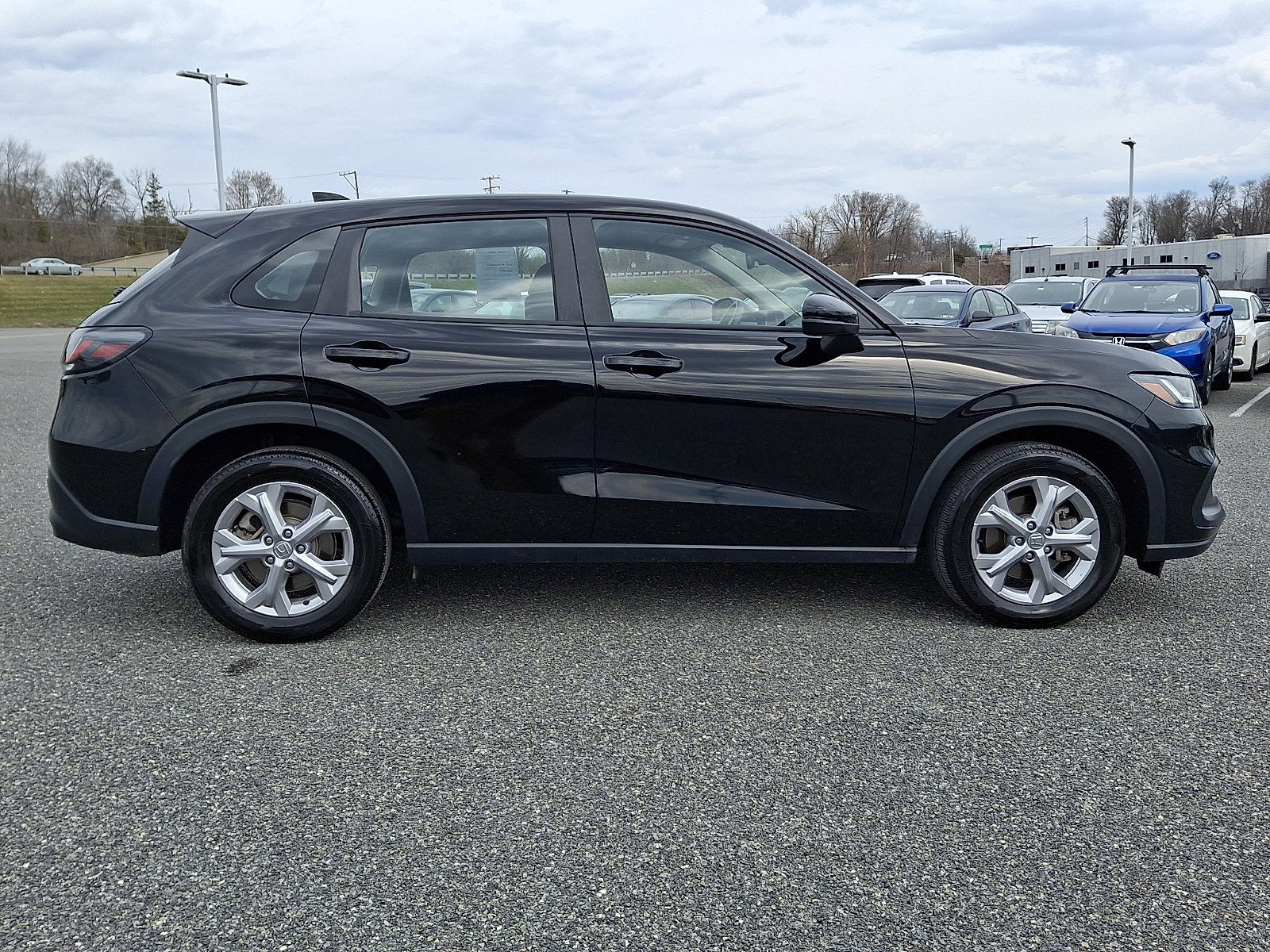 Used 2023 Honda HR-V LX image 7