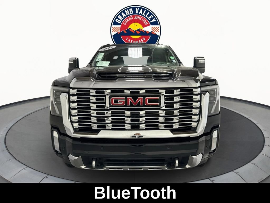 Used 2024 GMC Sierra 3500 Denali w/ Denali Reserve Package image 4