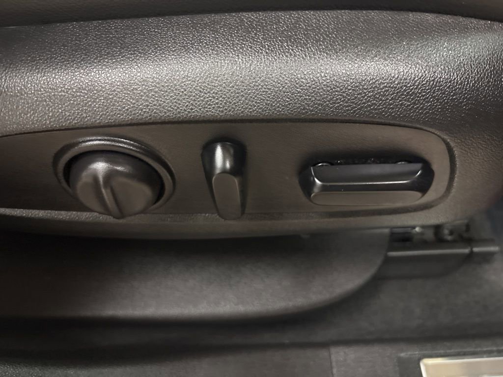 Used 2020 GMC Acadia Denali w/ Denali Ultimate Package image 44