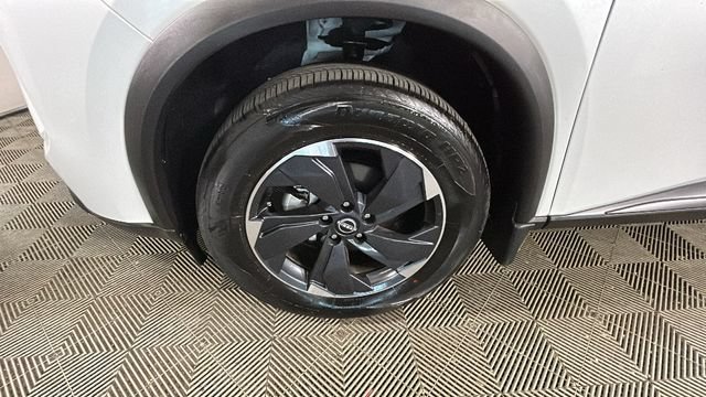 Used 2026 Nissan Rogue SV w/ Cold Weather Package AWD/4WD image 10