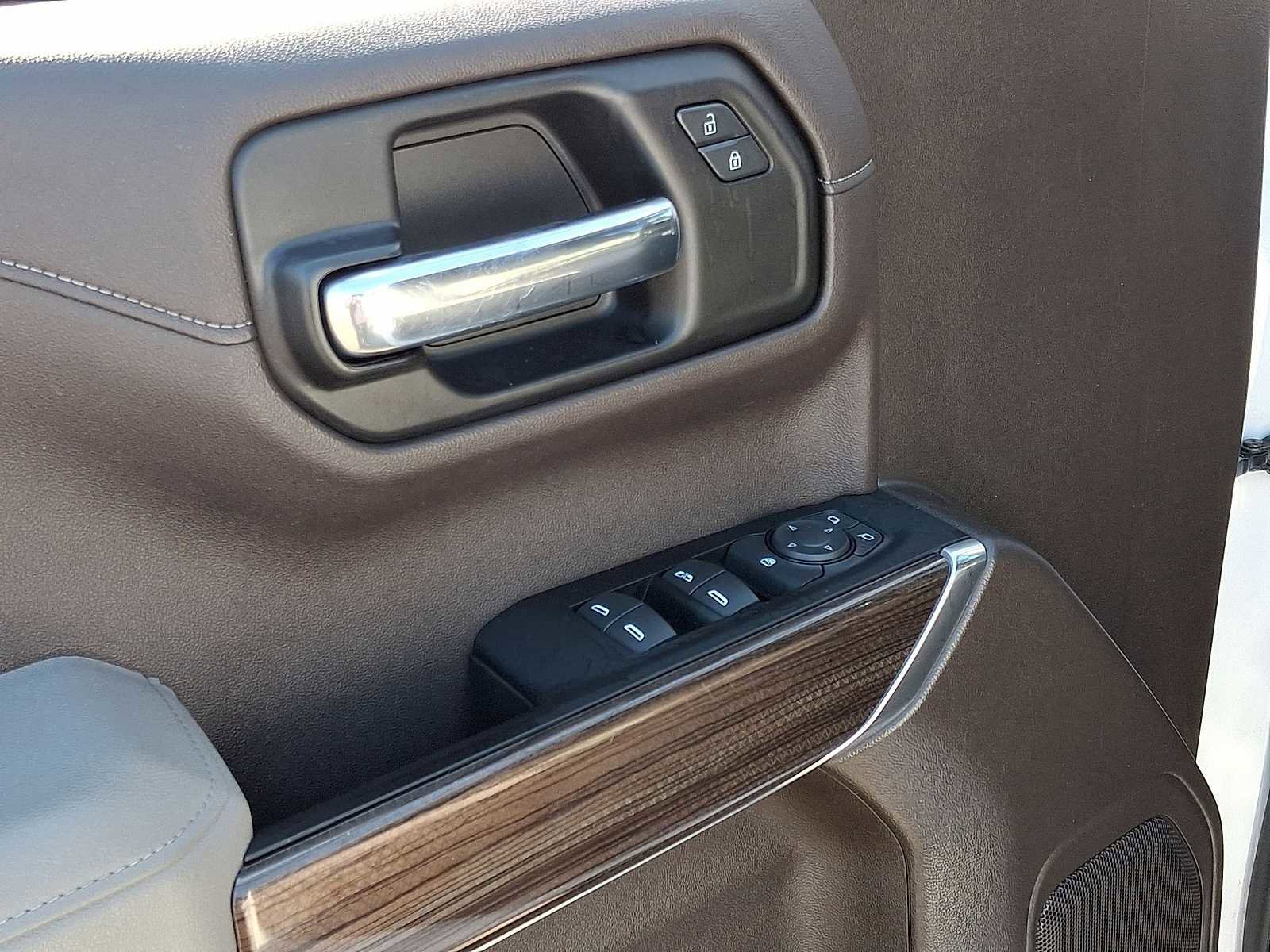 Certified 2020 Chevrolet Silverado 1500 LT image 27