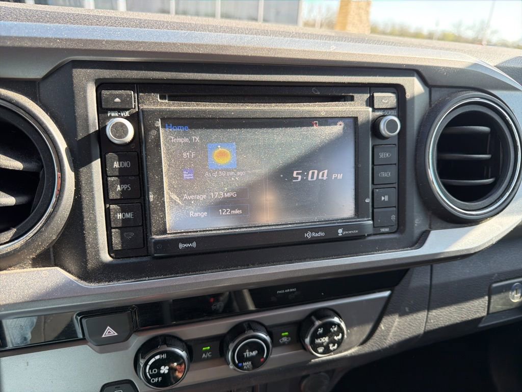 Used 2018 Toyota Tacoma SR5 RWD image 9