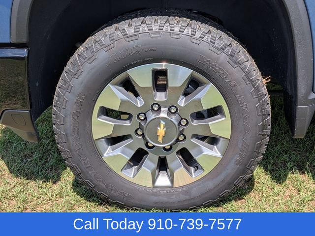 Used 2025 Chevrolet Silverado 2500 Custom w/ Custom Value Package AWD/4WD image 10
