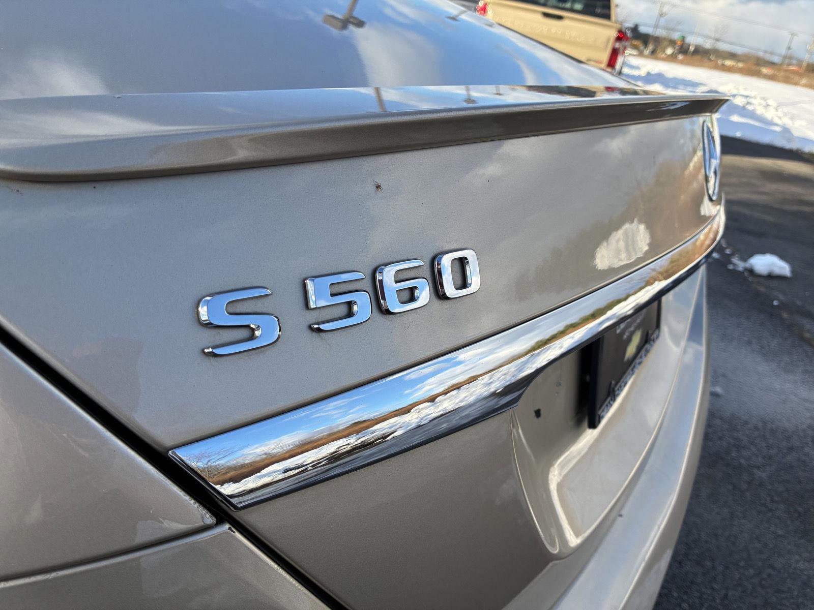 Used 2020 Mercedes-Benz S 560 4MATIC Sedan image 11