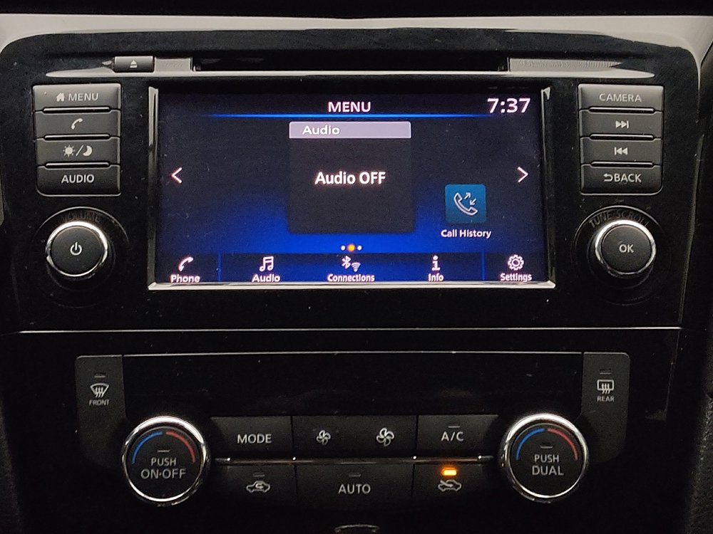 Used 2019 Nissan Rogue SV image 25