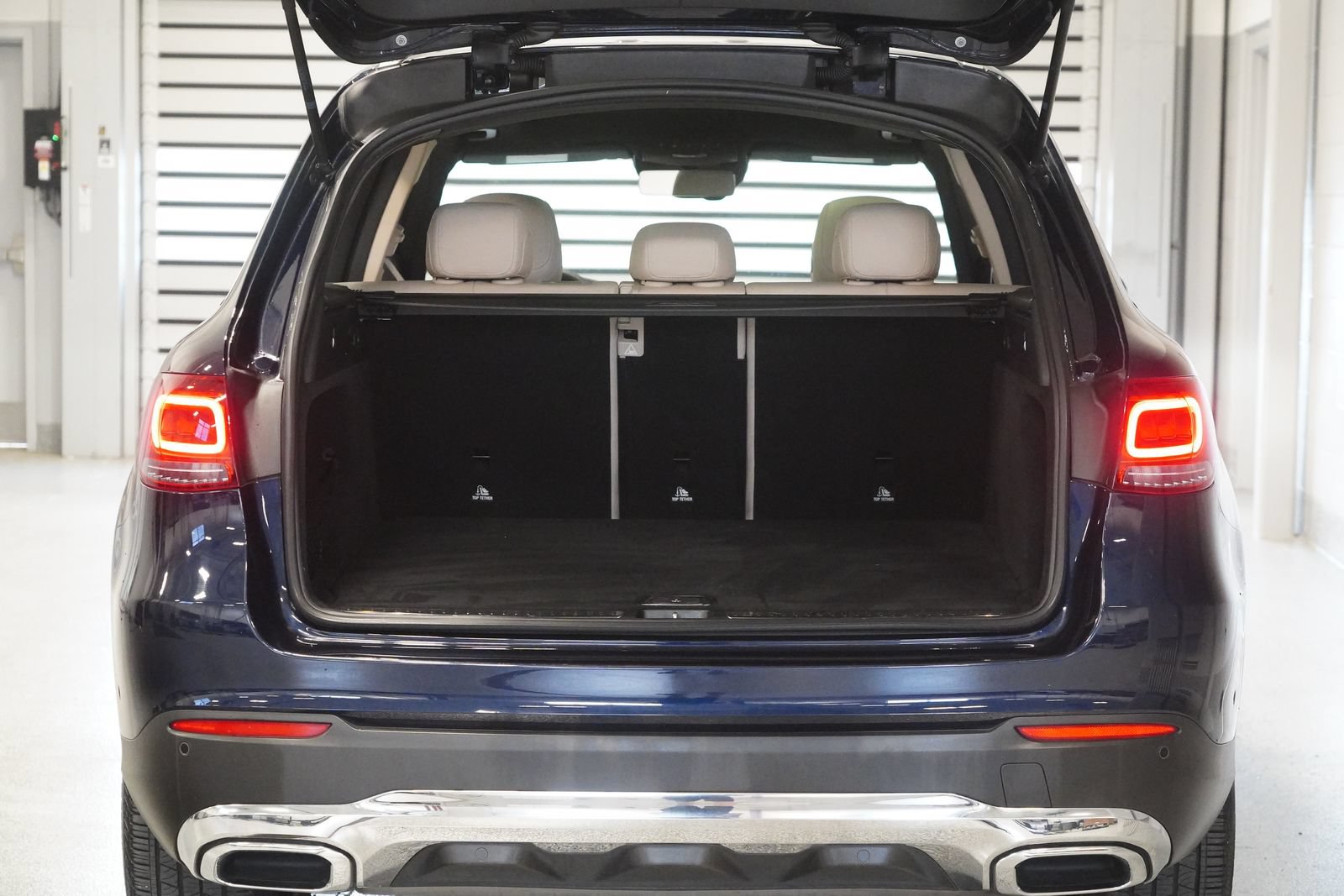 Used 2021 Mercedes-Benz GLC 300 4MATIC image 30