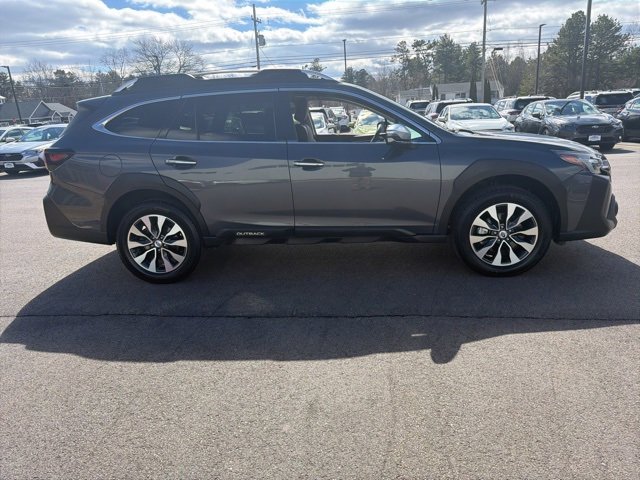 Used 2023 Subaru Outback Touring image 4