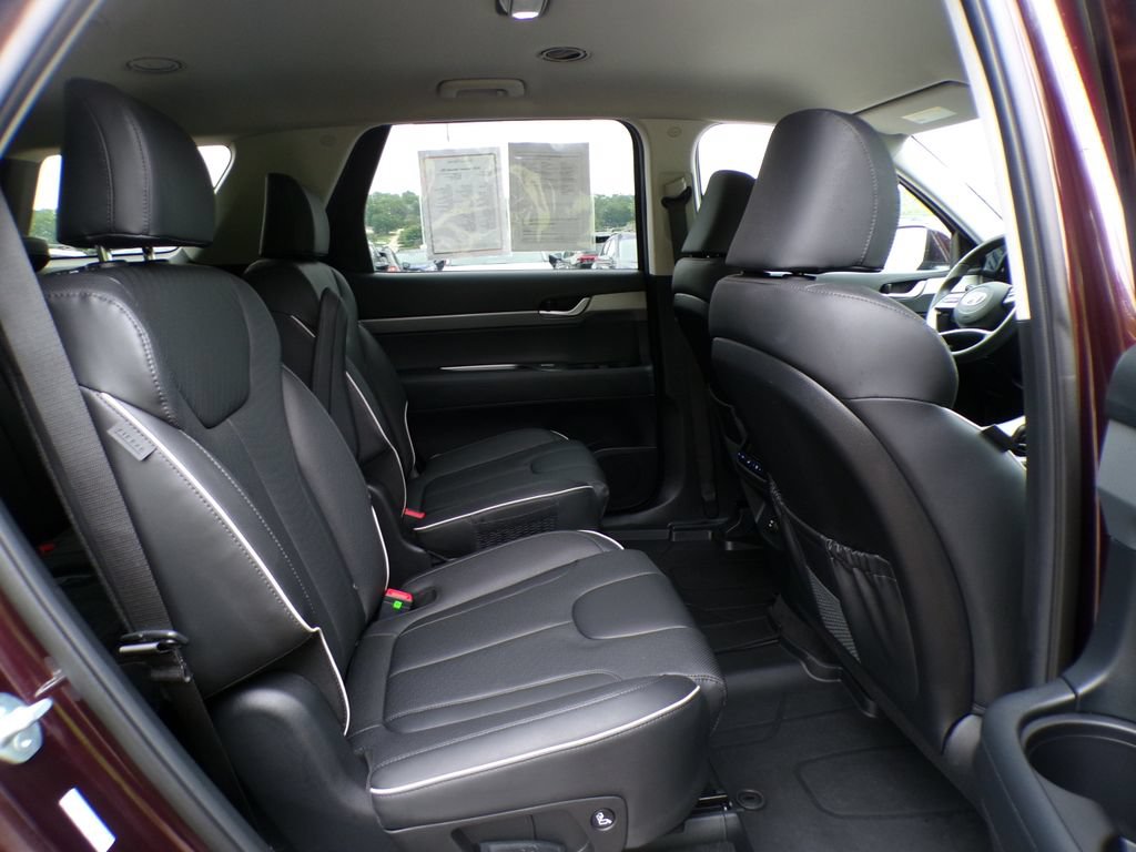 Certified 2025 Hyundai Palisade SEL AWD/4WD image 19