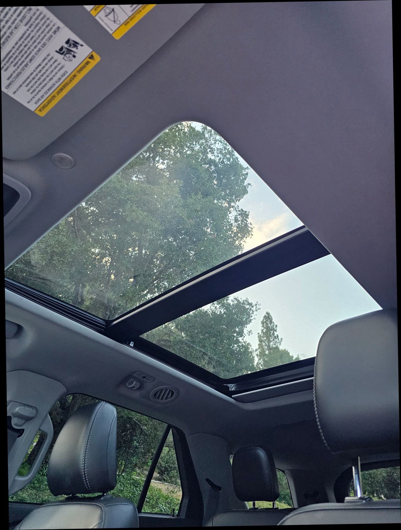 Used 2023 Ford Explorer XLT w/ Equipment Group 202A image 41