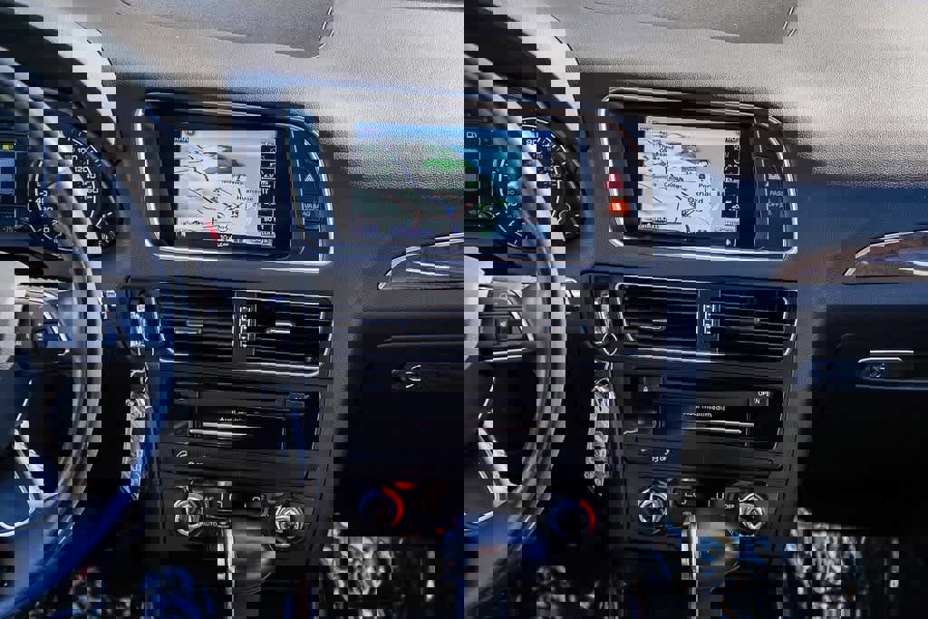 Used 2015 Audi Q5 2.0T Premium image 11