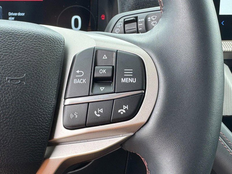 Used 2025 Ford Explorer Active image 19