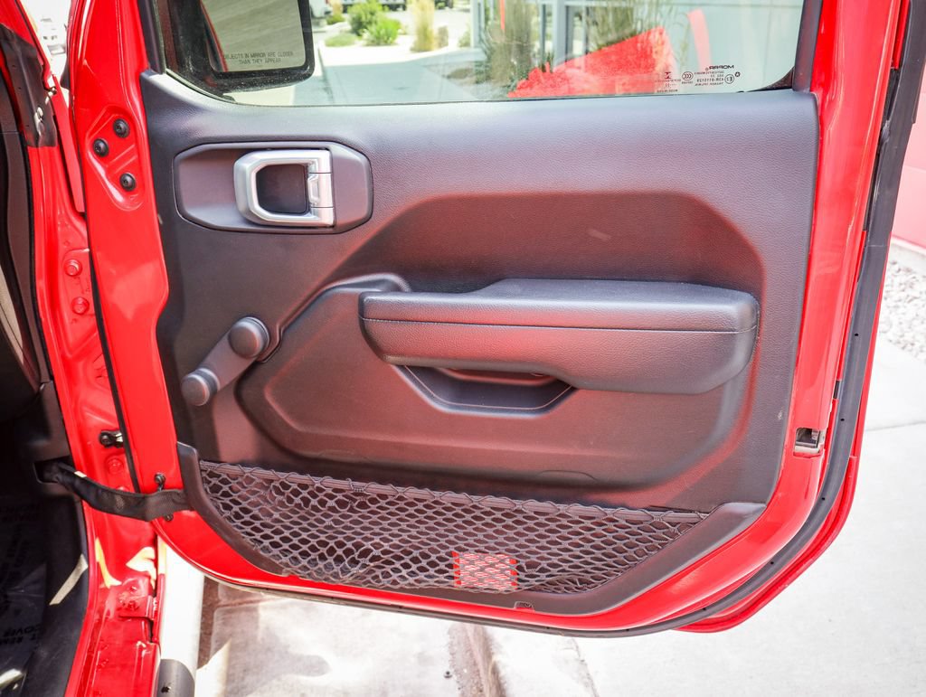 Used 2022 Jeep Wrangler Sport AWD/4WD image 23