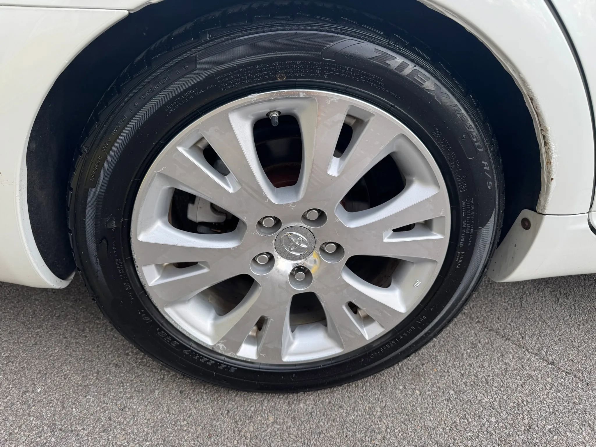 Used 2008 Toyota Avalon XL FWD image 26