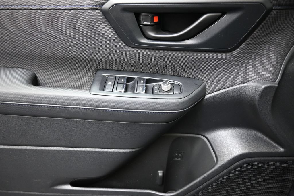 Certified 2025 Subaru Forester Premium AWD/4WD image 22