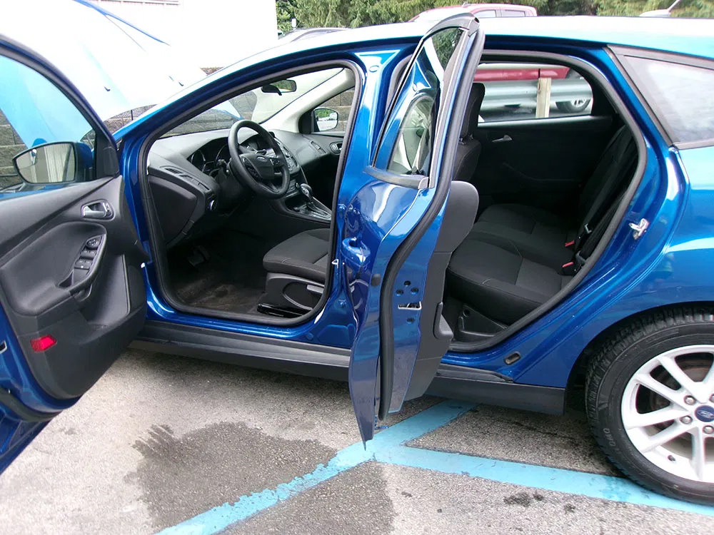 Used 2018 Ford Focus SE FWD image 10