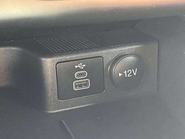 Used 2025 Ford Escape ST-Line image 37