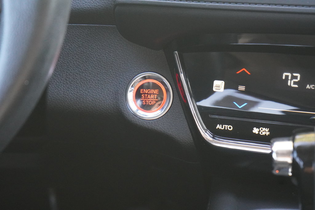 Used 2020 Honda HR-V Touring image 21