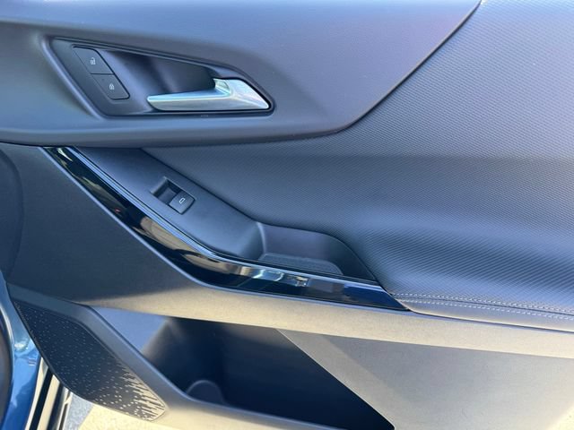 Certified 2026 Chevrolet Equinox LT FWD image 8