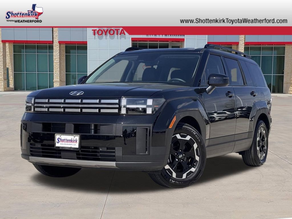 Used 2025 Hyundai Santa Fe SEL image 1