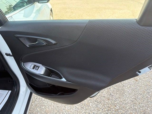 Used 2024 Chevrolet Malibu LT FWD image 17
