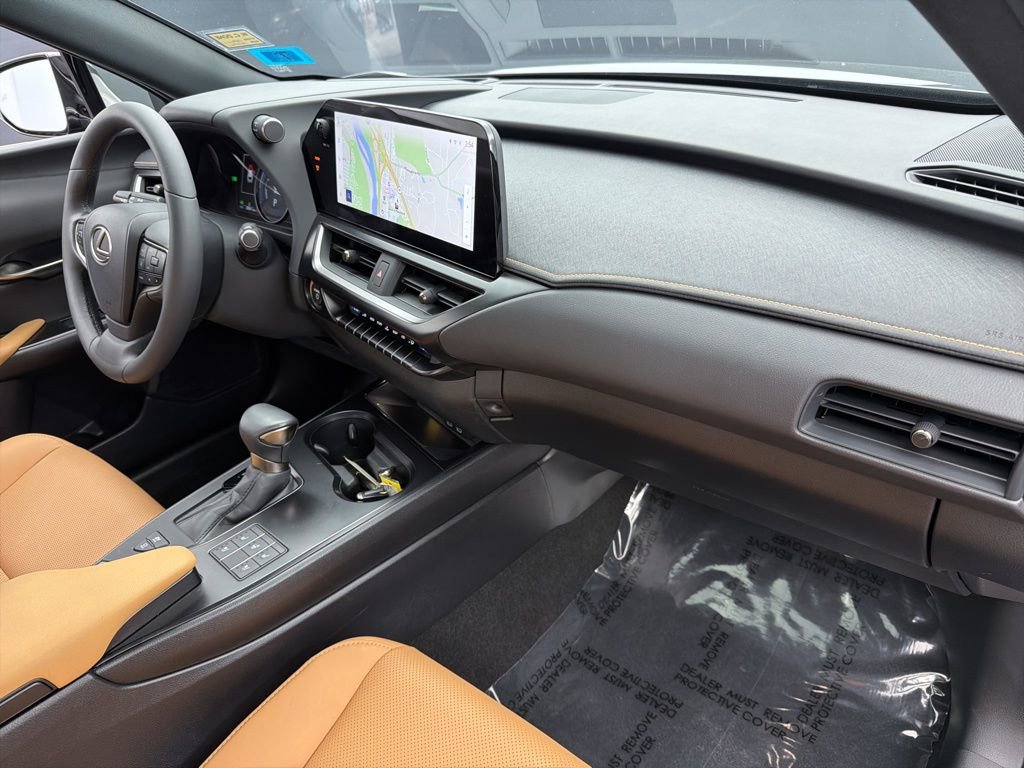 Used 2024 Lexus UX 250h AWD w/ Premium Package image 27