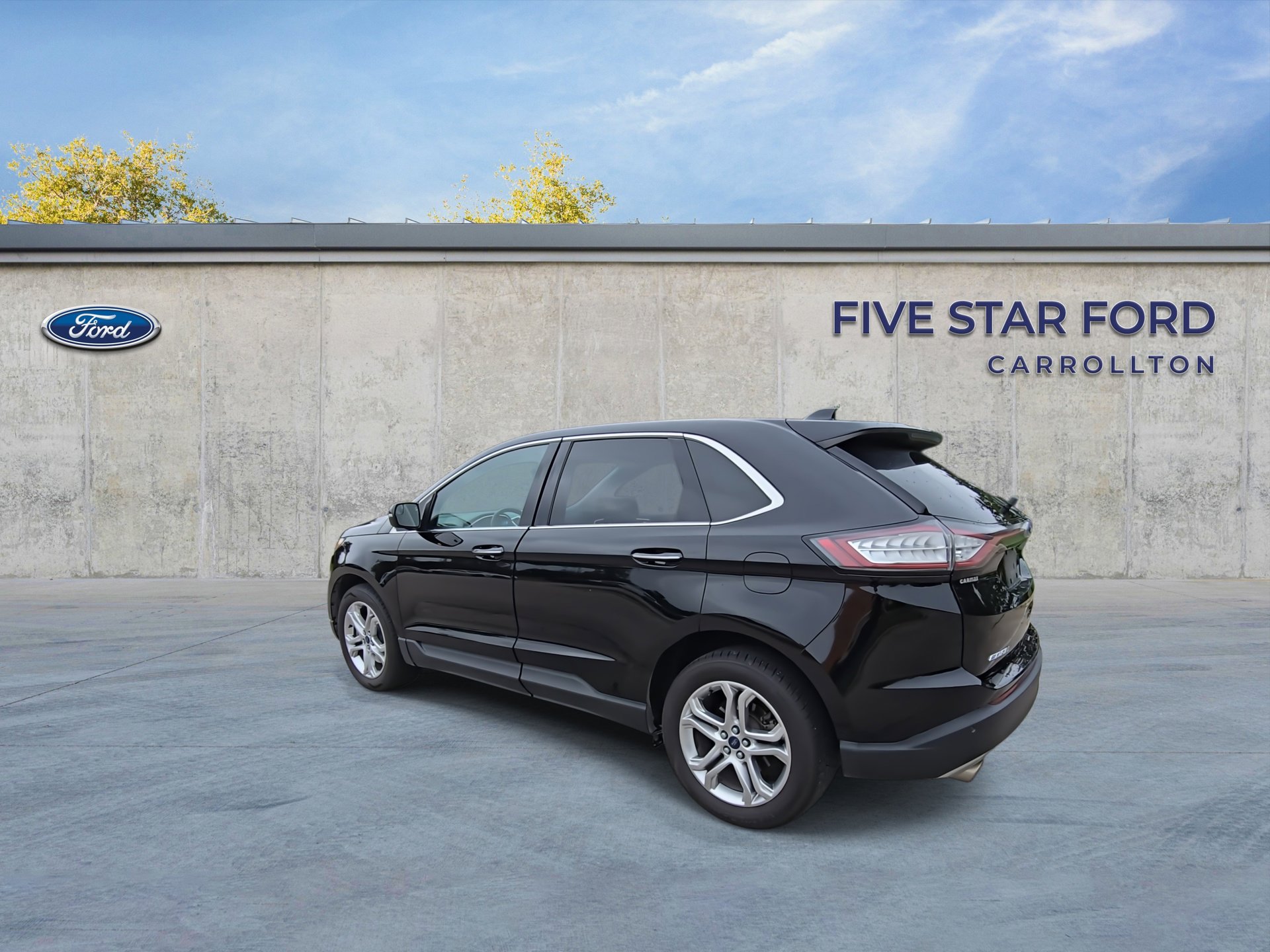 Used 2018 Ford Edge Titanium w/ Equipment Group 301A FWD image 6