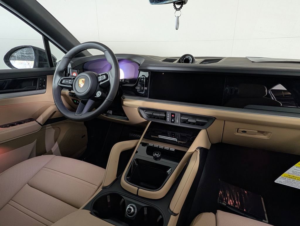 New 2026 Porsche Cayenne Coupe image 23