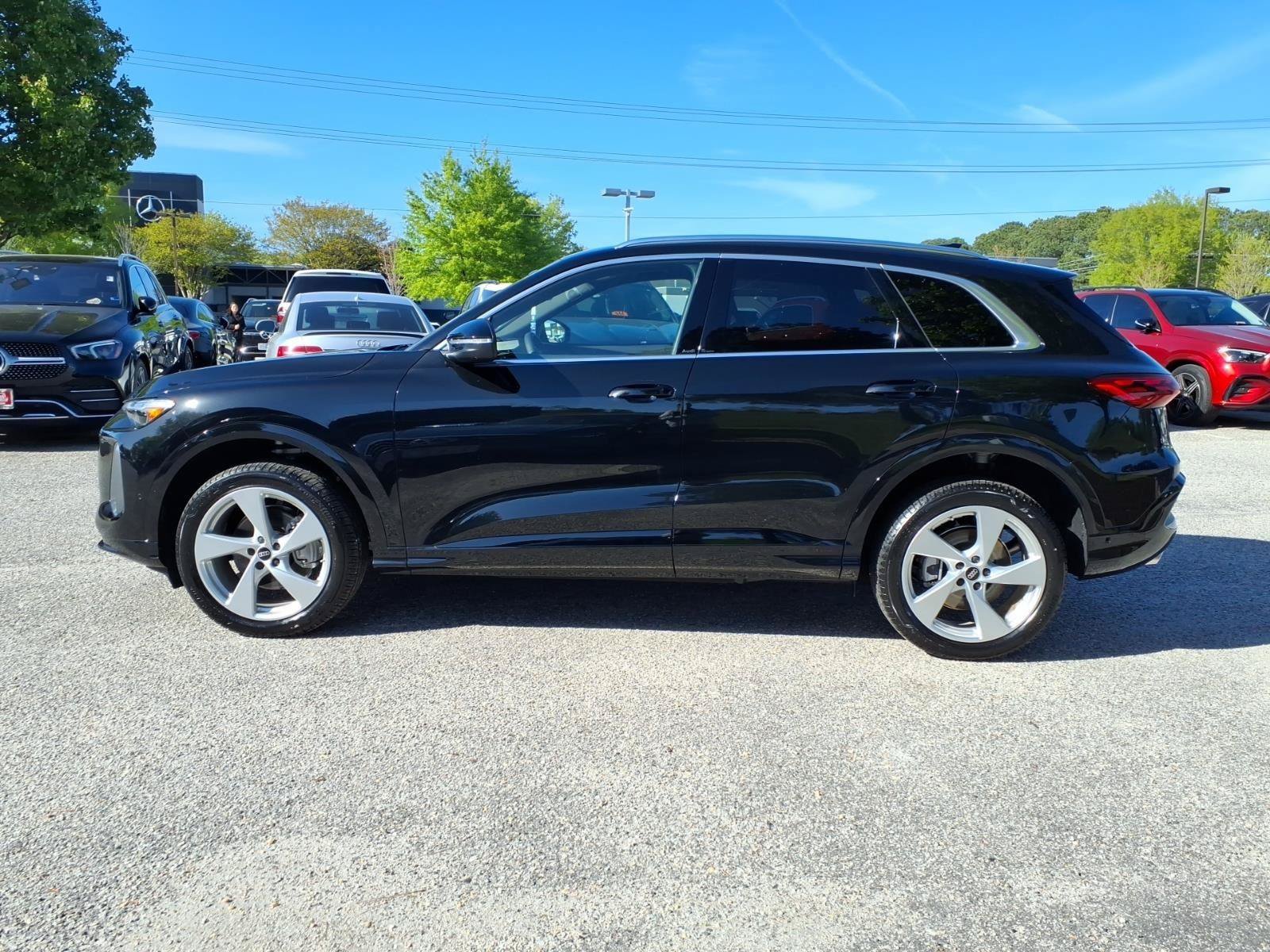 Used 2025 Audi Q5 Premium Plus AWD/4WD image 10