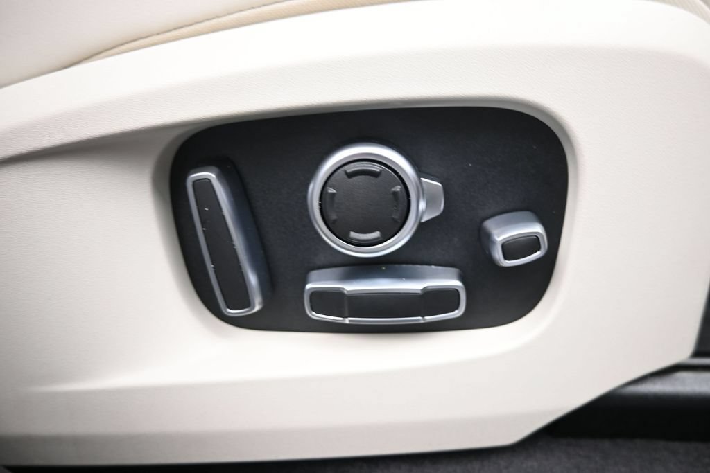 Certified 2023 Jaguar F-PACE S AWD/4WD image 11
