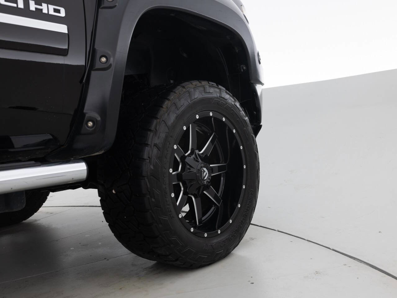 Used 2013 GMC Sierra 2500 Denali w/ Suspension Package, Off-Road image 18