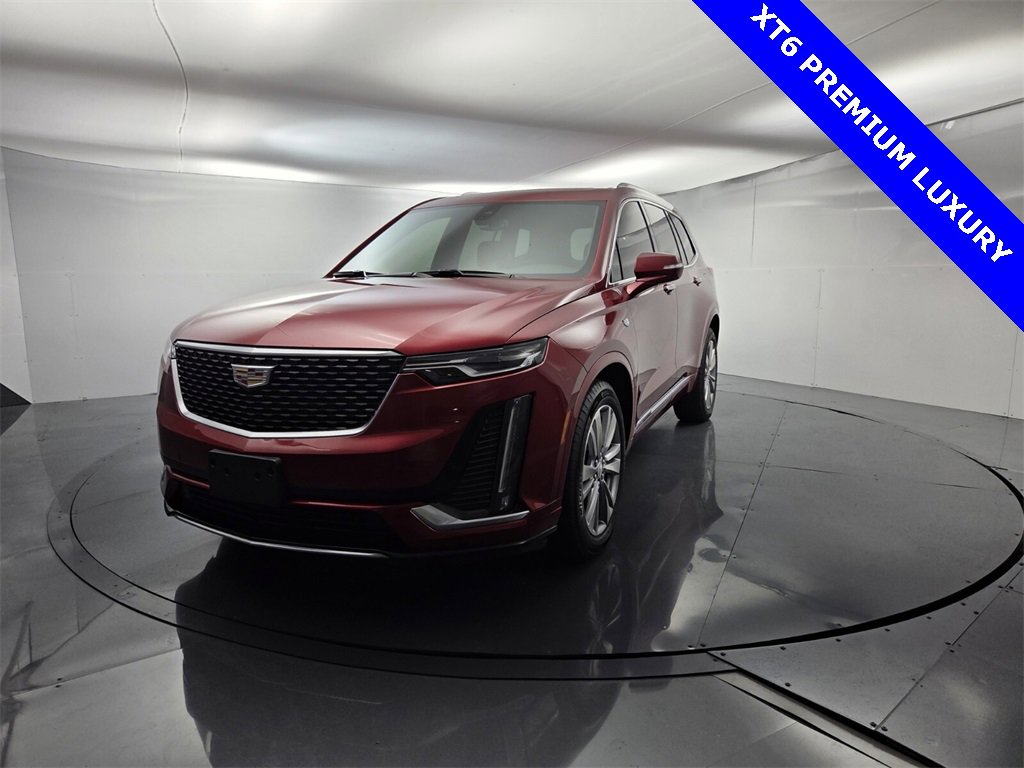 Used 2024 Cadillac XT6 Premium Luxury image 5
