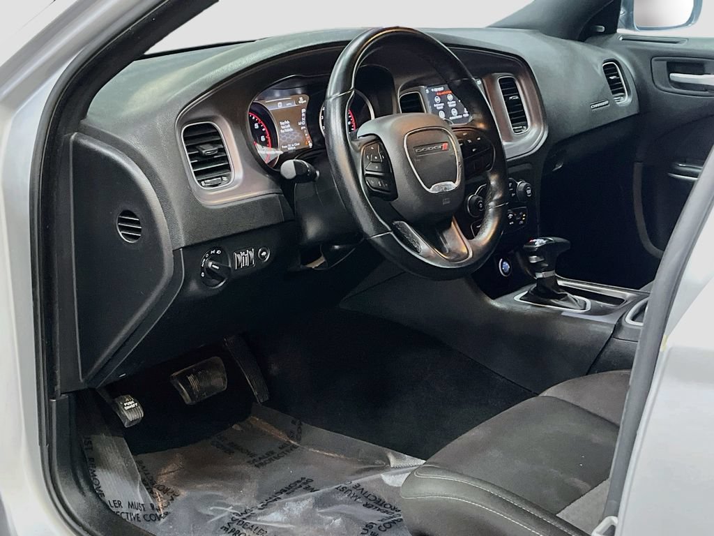 Used 2023 Dodge Charger R/T RWD image 9