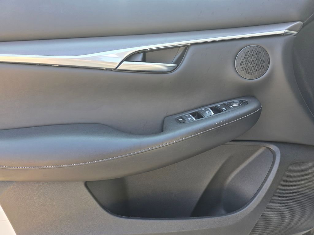 Used 2022 INFINITI QX50 Luxe w/ Appearance Package image 17