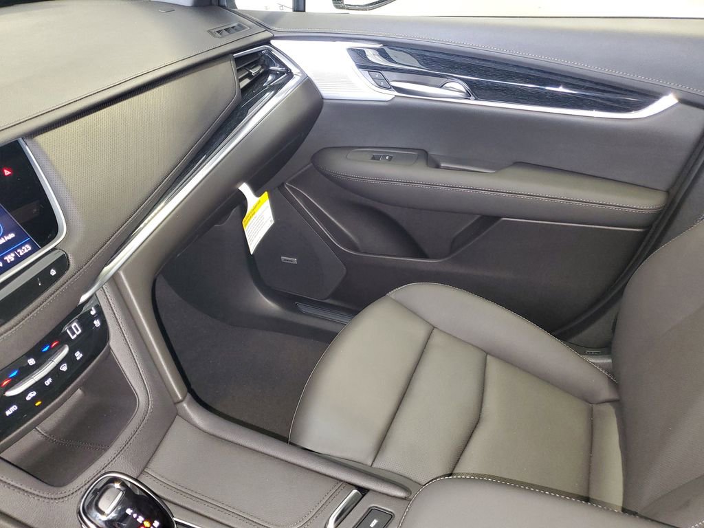 New 2026 Cadillac XT5 Premium Luxury w/ Driver Assist Package FWD image 20