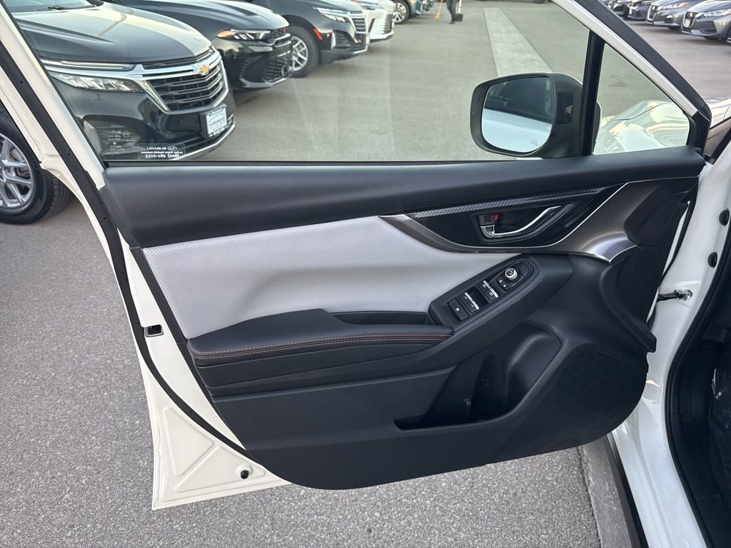 Used 2020 Subaru Crosstrek 2.0i Limited w/ Moonroof Package image 16